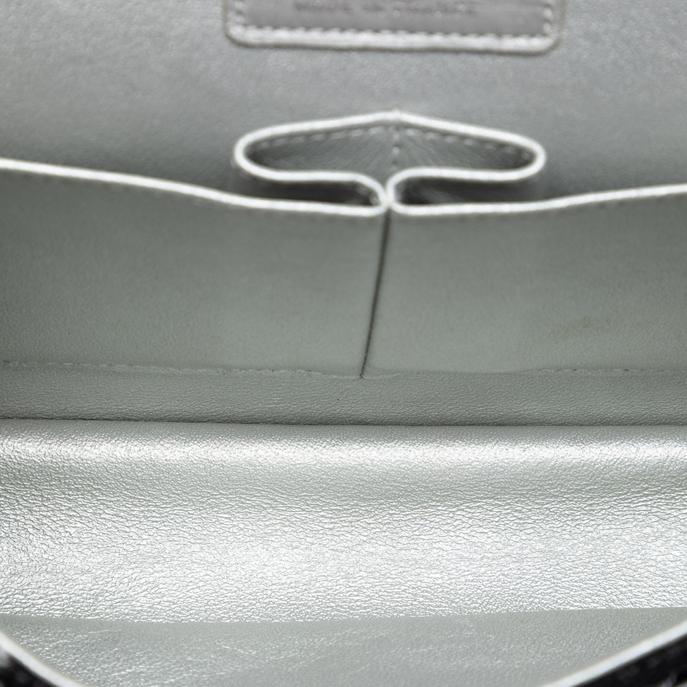 Pre-Loved Chanel Medium Classic Quilted Tweed and Metallic Lambskin Double Flap - Picture 4 of 9